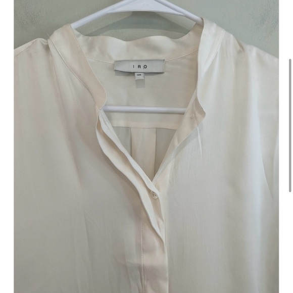 IRO Ivory Long Sleeve 100% Silk Button Up Blouse Lace
Cut Hem Size 38 Large - Picture 3 of 9